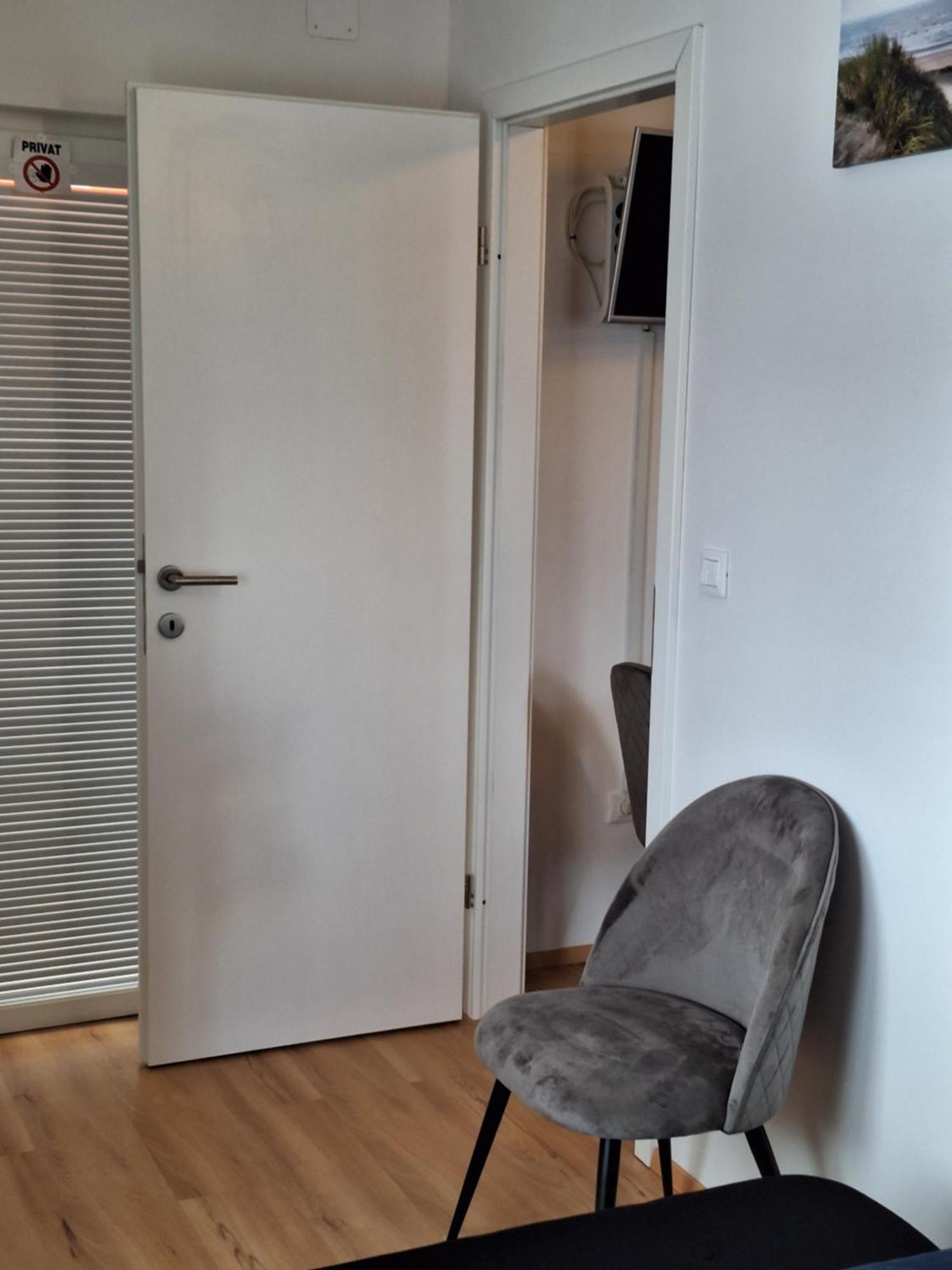 Apartment Dorina Buje Buitenkant foto