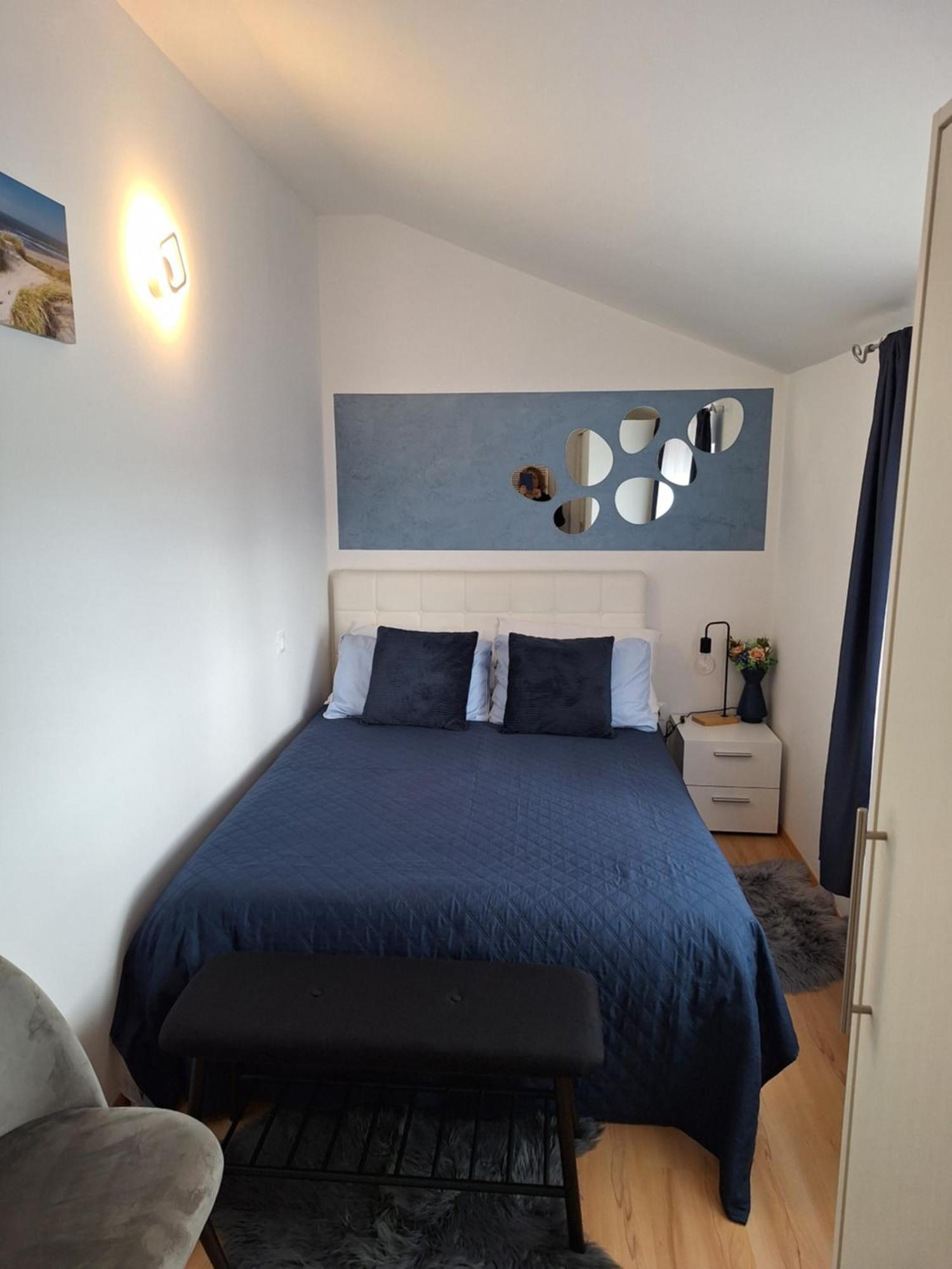 Apartment Dorina Buje Buitenkant foto